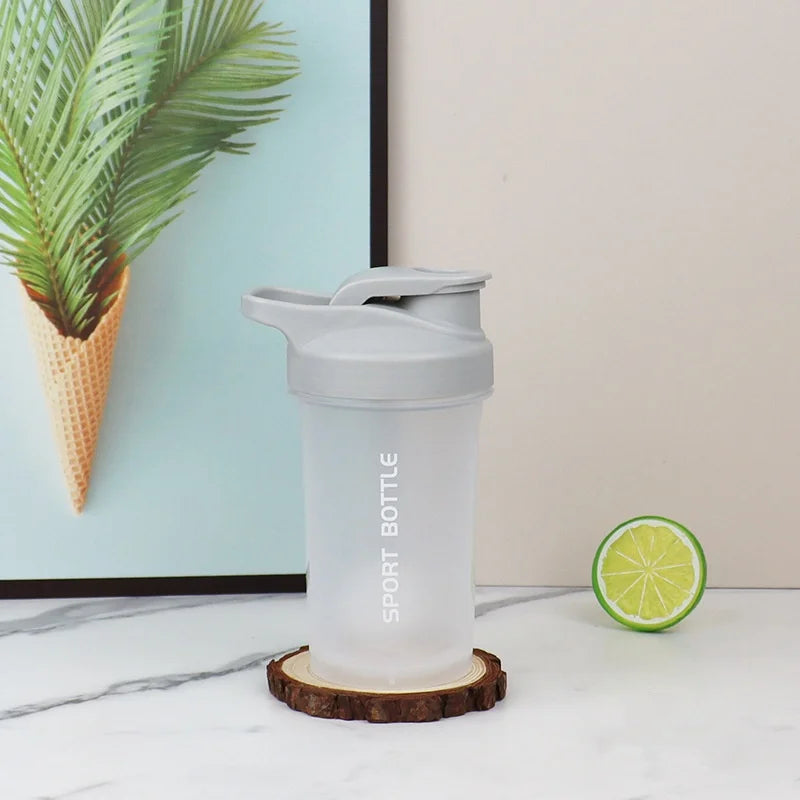 Prestige Shaker Bottle 300ml — Luxe Édition | زجاجة شيكر البروتين الفاخرة 300 مل