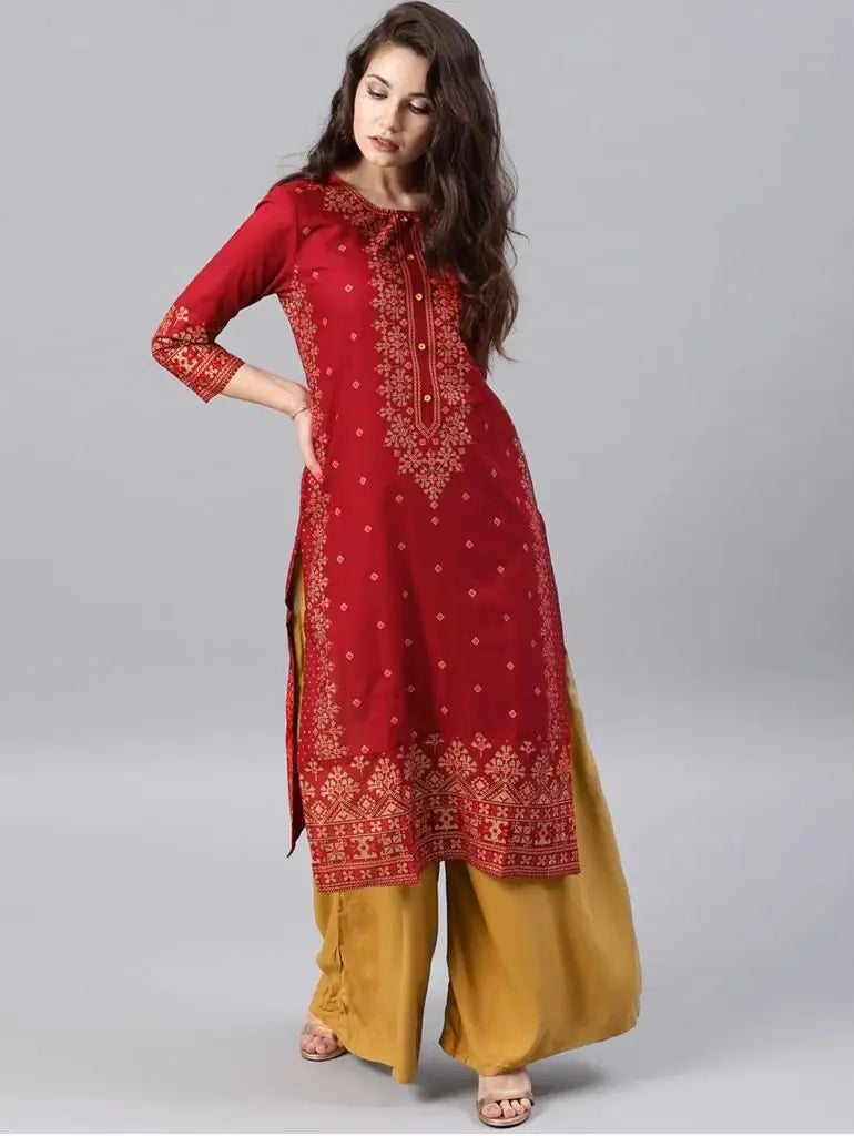 Élégance Peacock Dress — Édition Luxe | فستان طاووس أنيق بأكمام طويلة الفاخر